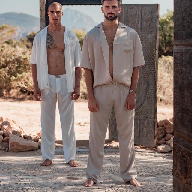 White and Sandy sets from Viscose and Tencel Photography by @carm.pics Jewellery by @fabiano.goulart.jewelry